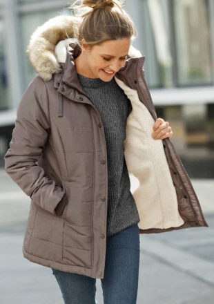 Dámská zimní bunda s odnímatelnou kožešinou na kapuci