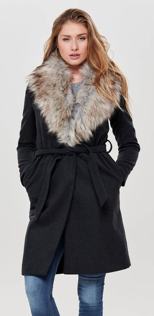 Tmavě šedý dámský žíhaný kabát s velkým kožešinovým límcem