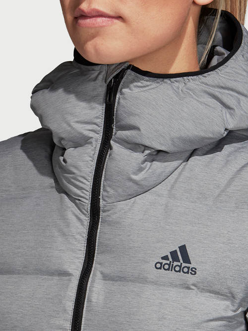Dámská zimní bunda Adidas s vysokým límcem