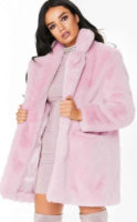Světle růžový kratší zimní dámský semišový kabátek