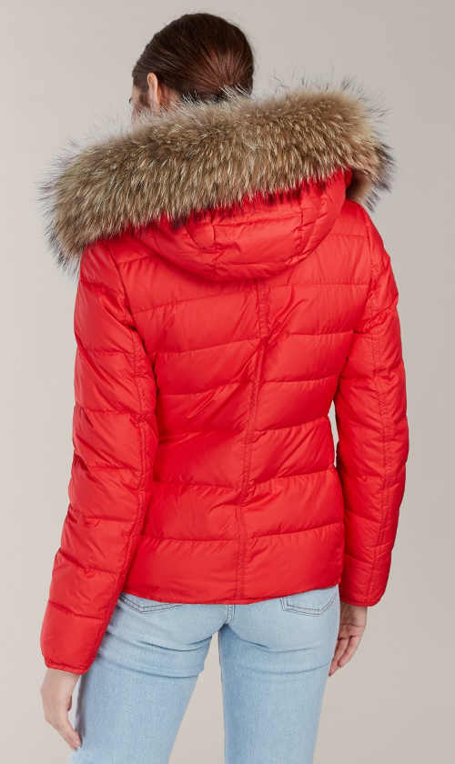 Červená péřová dámská zimní bunda Kara s délkou do pasu