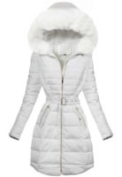 Sněhově bílý prošívaný prodloužený zimní kabát