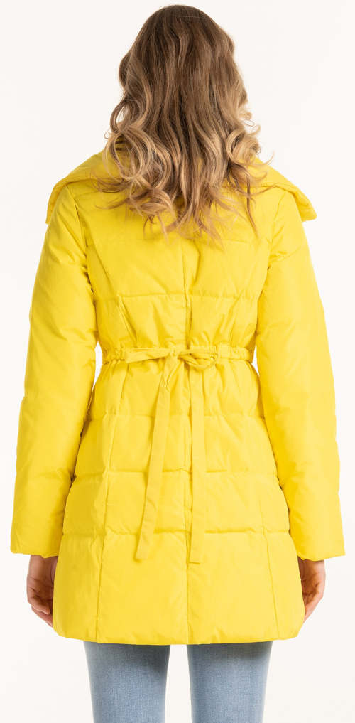 Žlutá dámská zimní bunda se stahovacím páskem na zádech