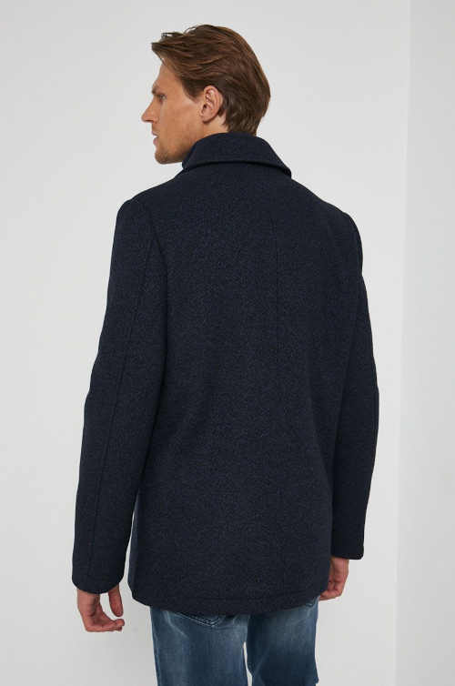 krátký pánský kabát v modrém provedení