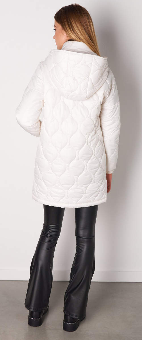 Bílá prošívaná dámská zimní bunda s kapucí